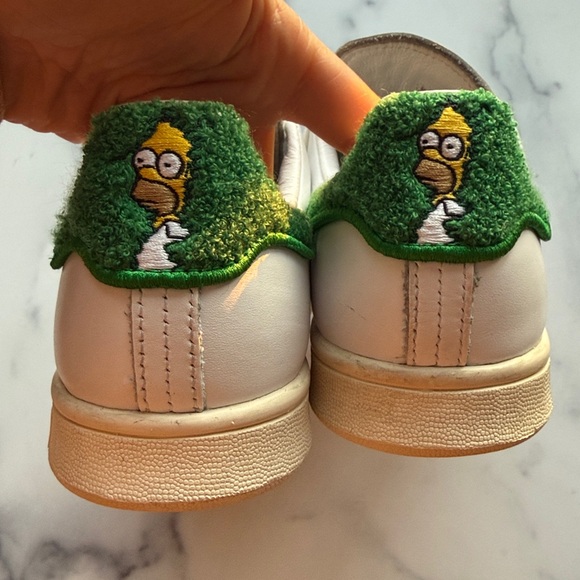 Homer Simpson Stan Smith Adidas size 7 W/ 5.5 M - Picture 5 of 11